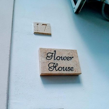 Вилла Flower House Монтескальозо Экстерьер фото